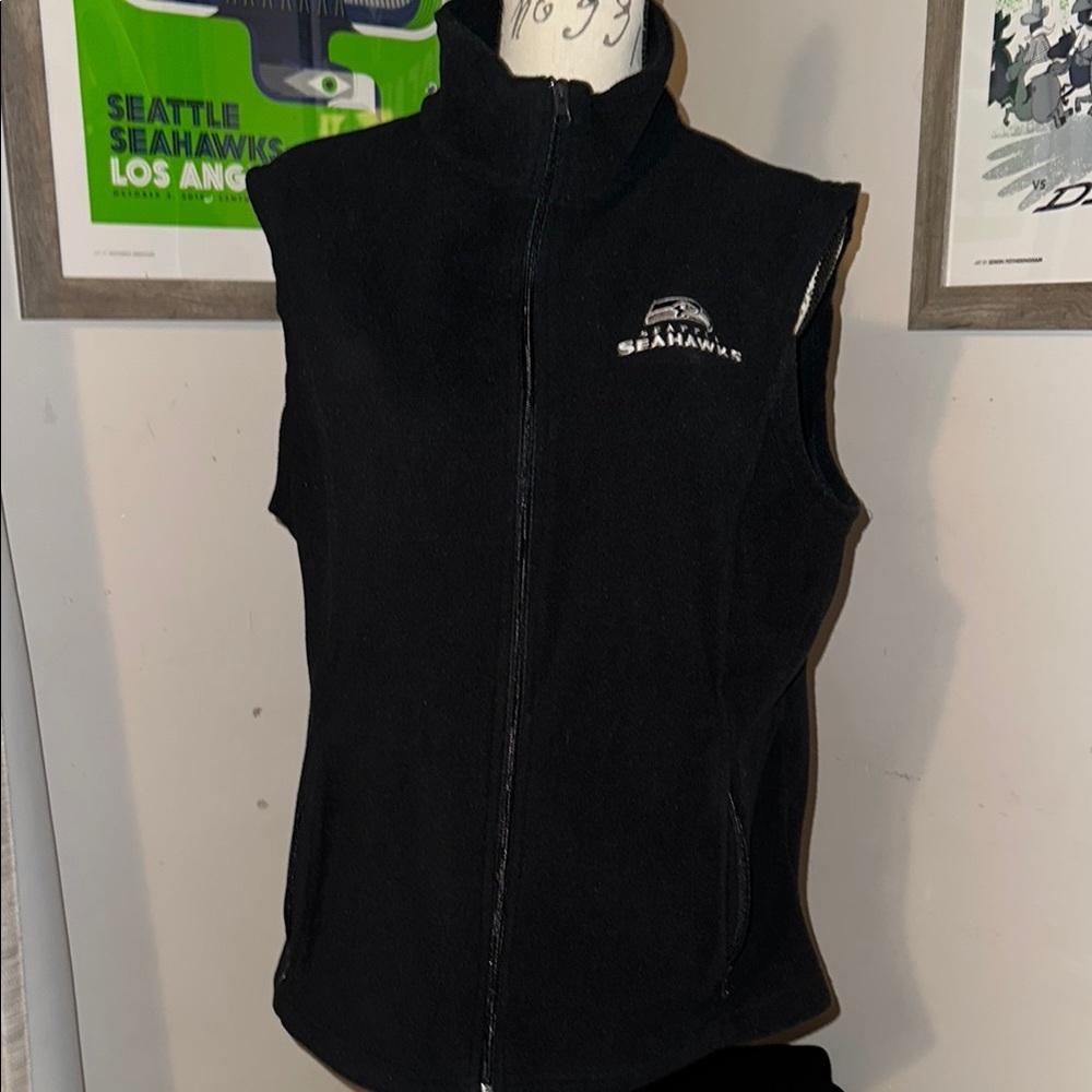 EUC Seattle Seahawks Black Fleece Vest size L, thin and lightweight